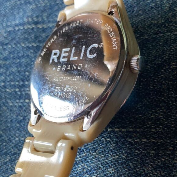 Relic Blonde Tortoise Shell Watch with Crystal Rim - Picture 4 of 14